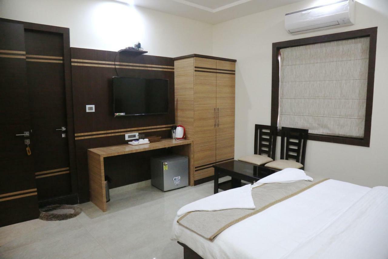Vandana Residency 3*